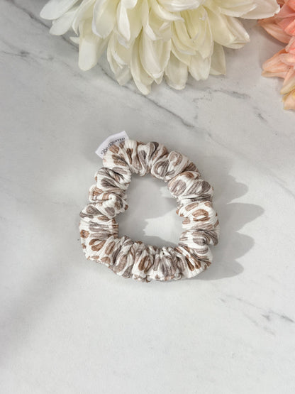 Cinnamon Spots Scrunchie