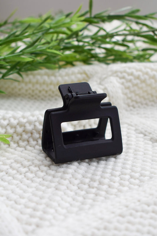 Black | Square Claw