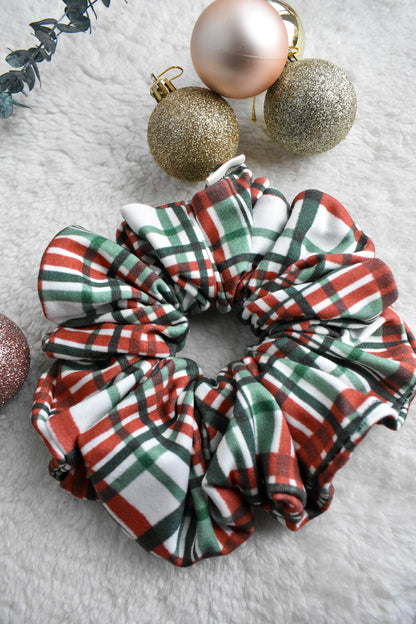 Fa La La | Mega Scrunchie